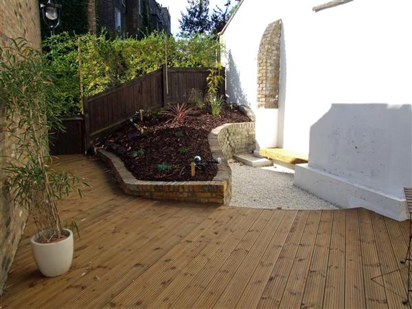 2 bed flat to rent in Brecknock Road  - Property Image 7