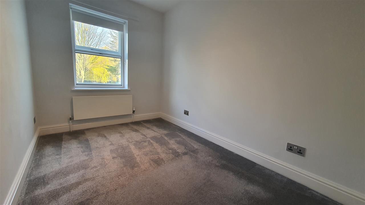 3 bed house to rent in Burghley Road 7