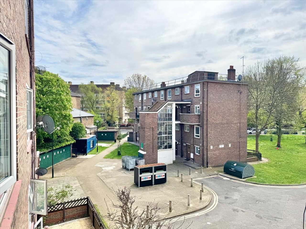 Studio flat to rent in Tufnell Park Road  - Property Image 9