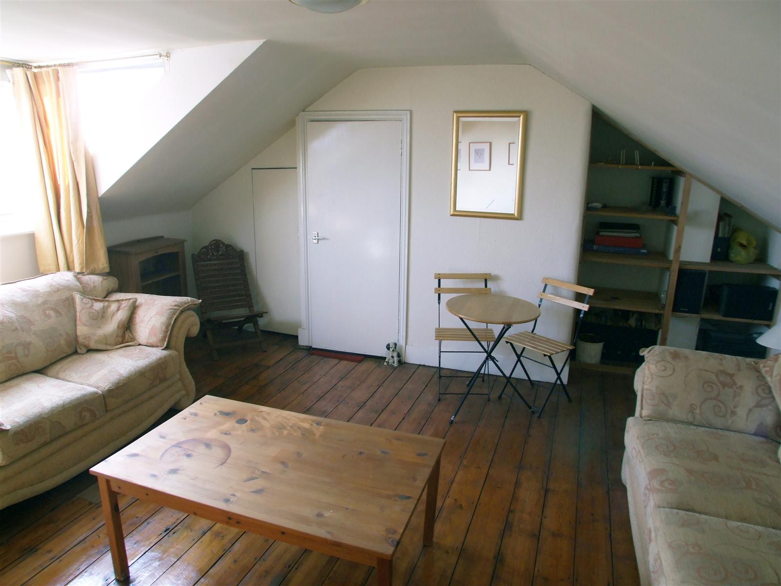 1 bed flat to rent in Montpelier Grove  - Property Image 6