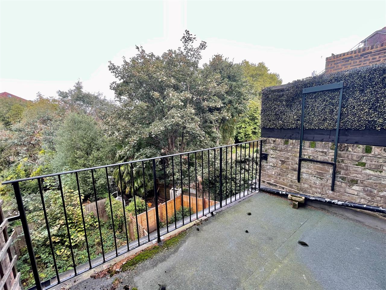 1 bed flat to rent in Tufnell Park Road  - Property Image 7