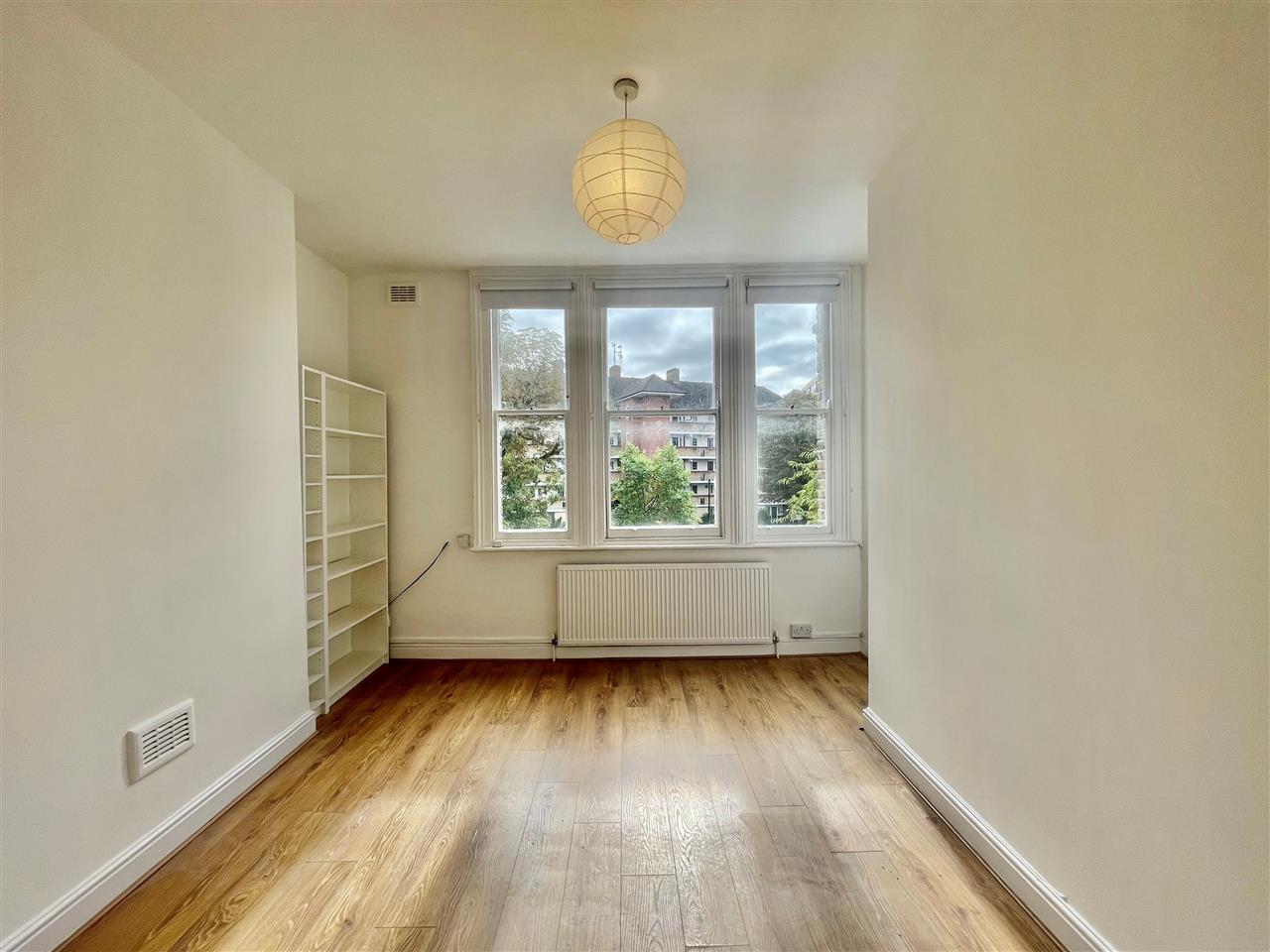 1 bed flat to rent in Tufnell Park Road  - Property Image 8