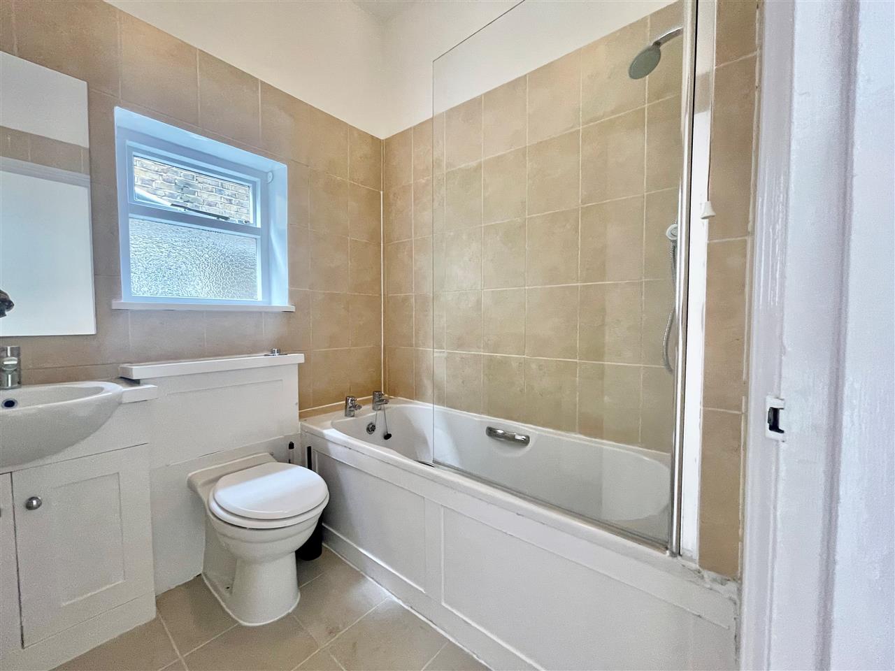 1 bed flat to rent in Tufnell Park Road 8
