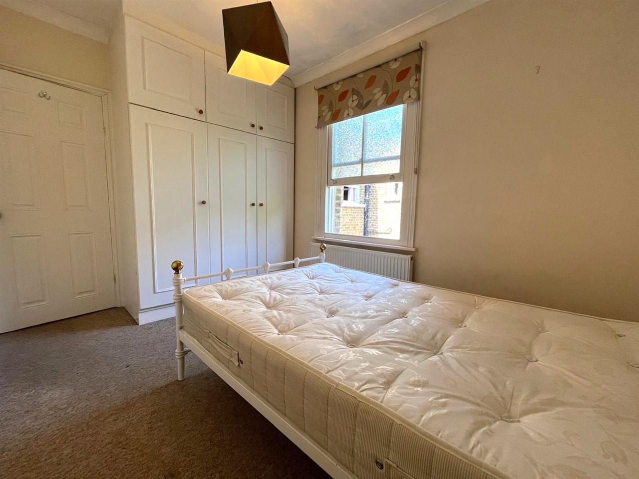 4 bed terraced house to rent in Wedmore Gardens 13