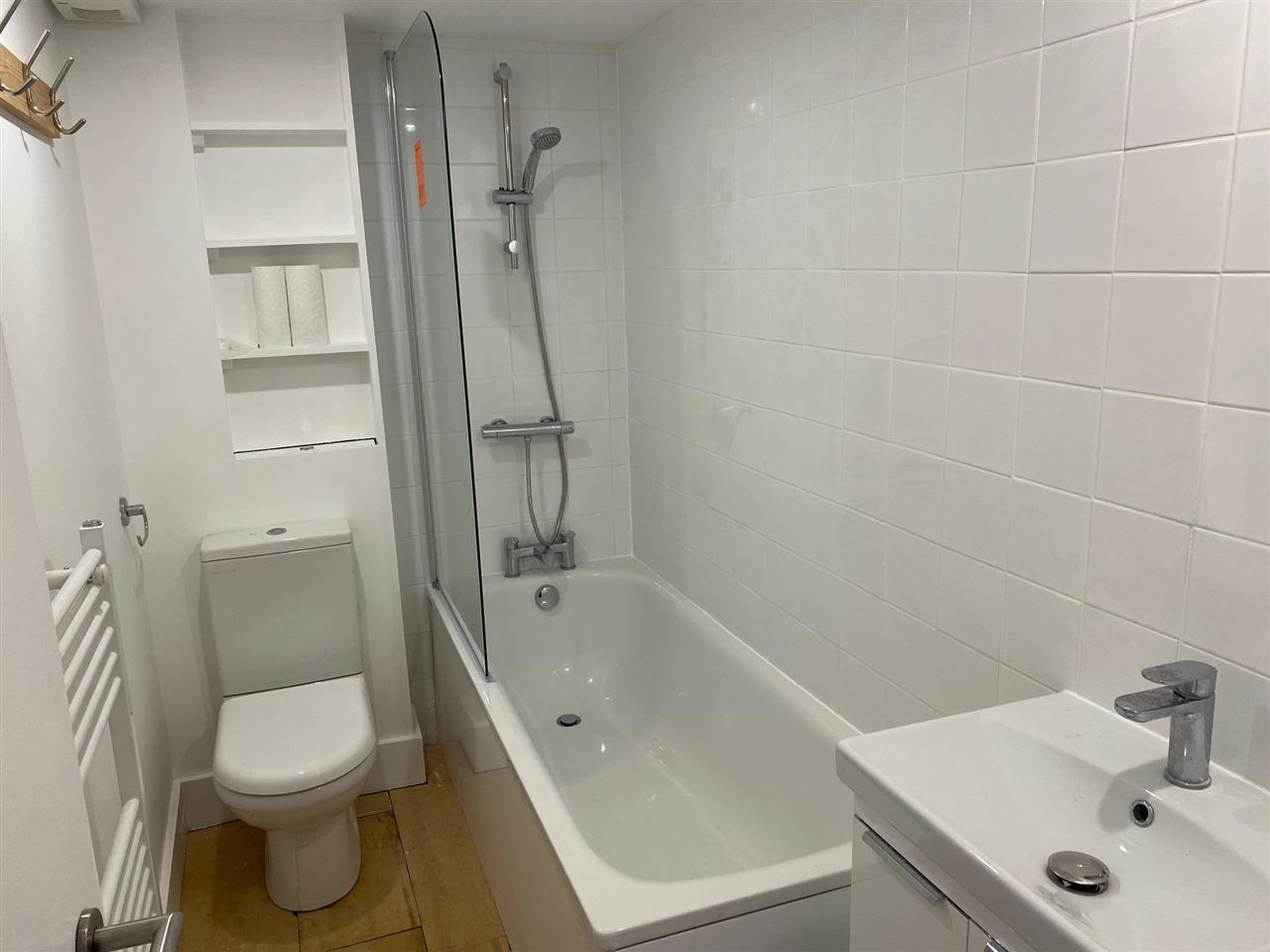 1 bed flat to rent in Tufnell Park Road 5