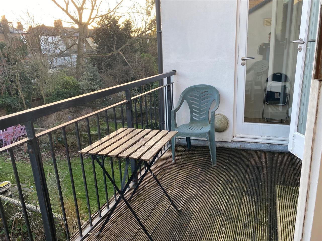 1 bed flat to rent in Tufnell Park Road  - Property Image 9