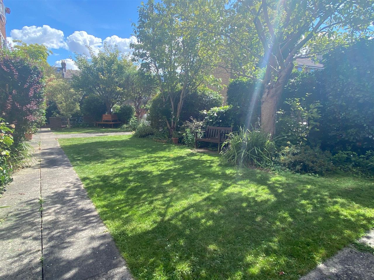 1 bed flat to rent in Ward Road 10