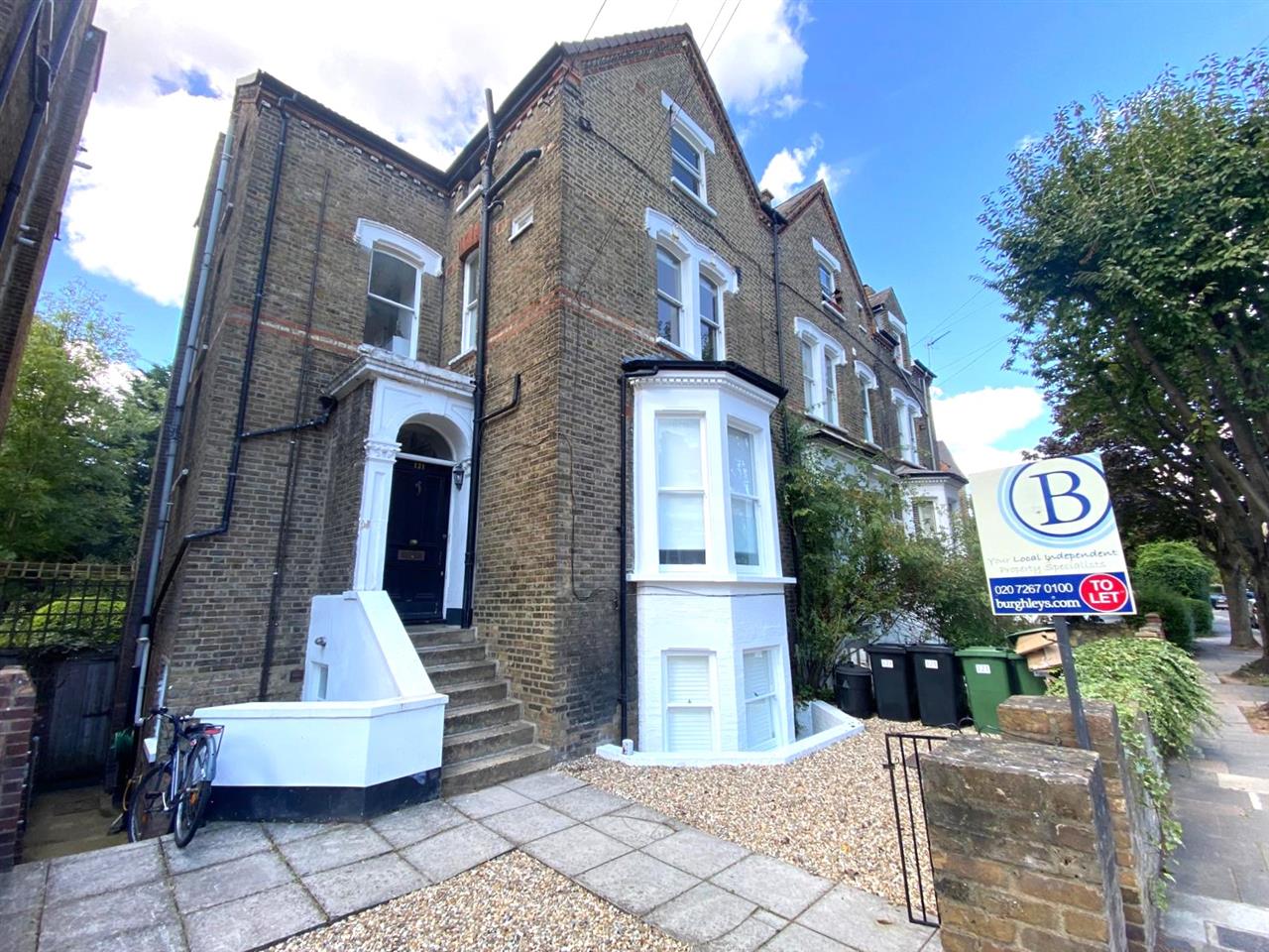 3 bed flat to rent in Lady Margaret Road - Property Image 1