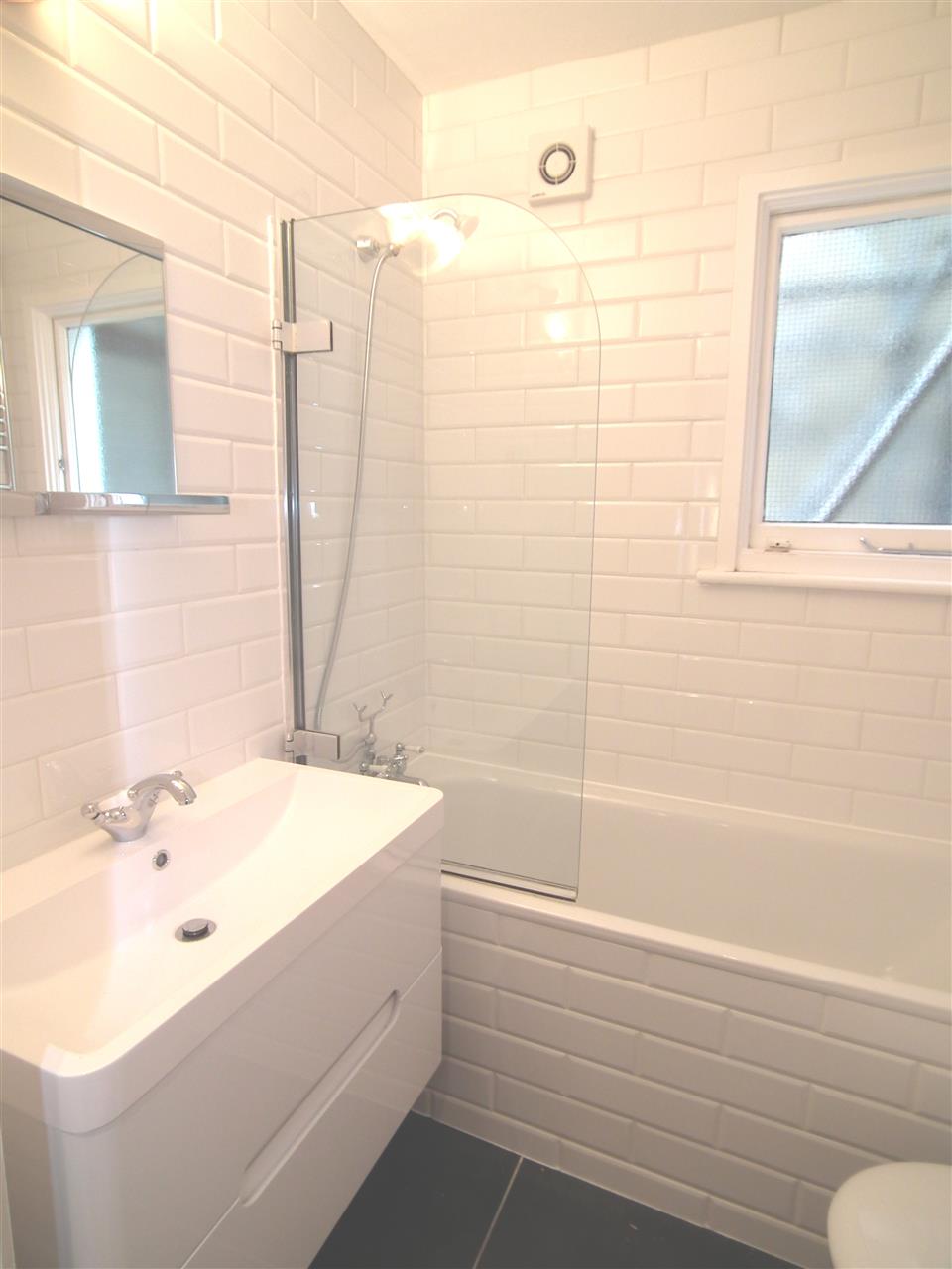 1 bed flat to rent in Torriano Avenue 6