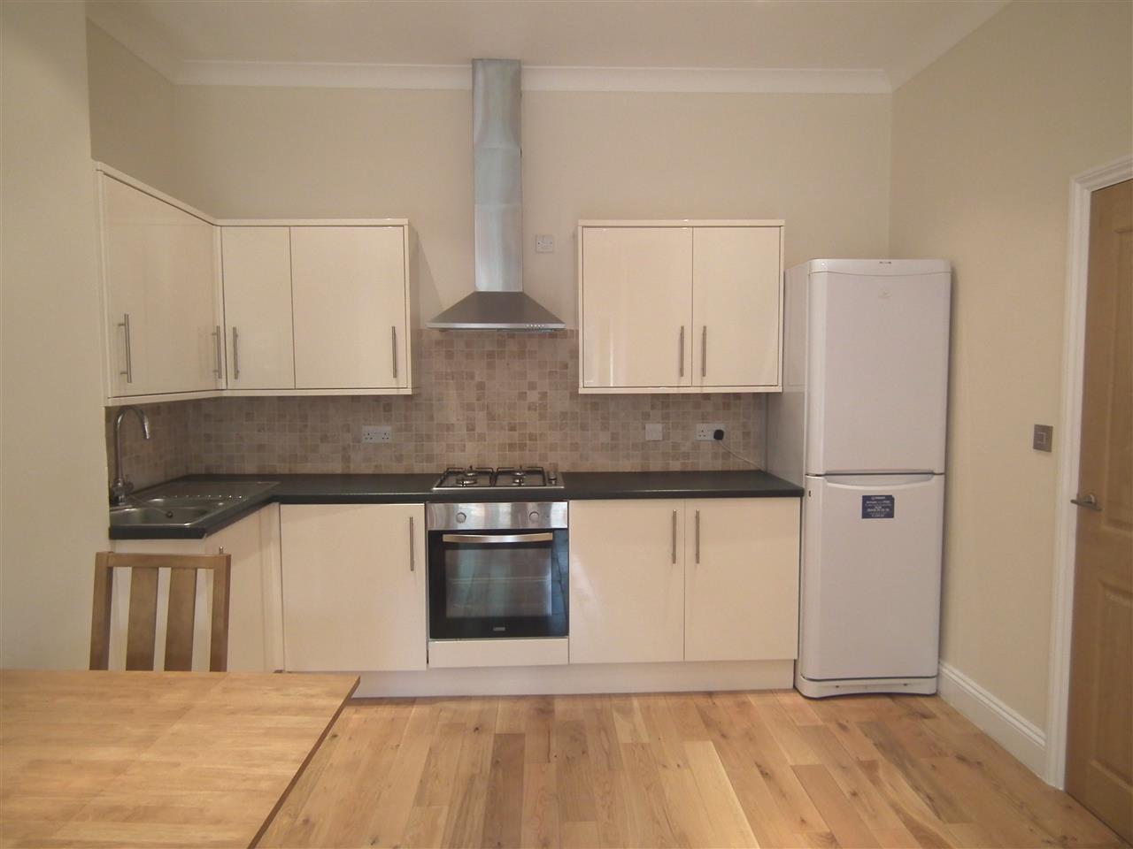 1 bed flat to rent in Anson Road 3