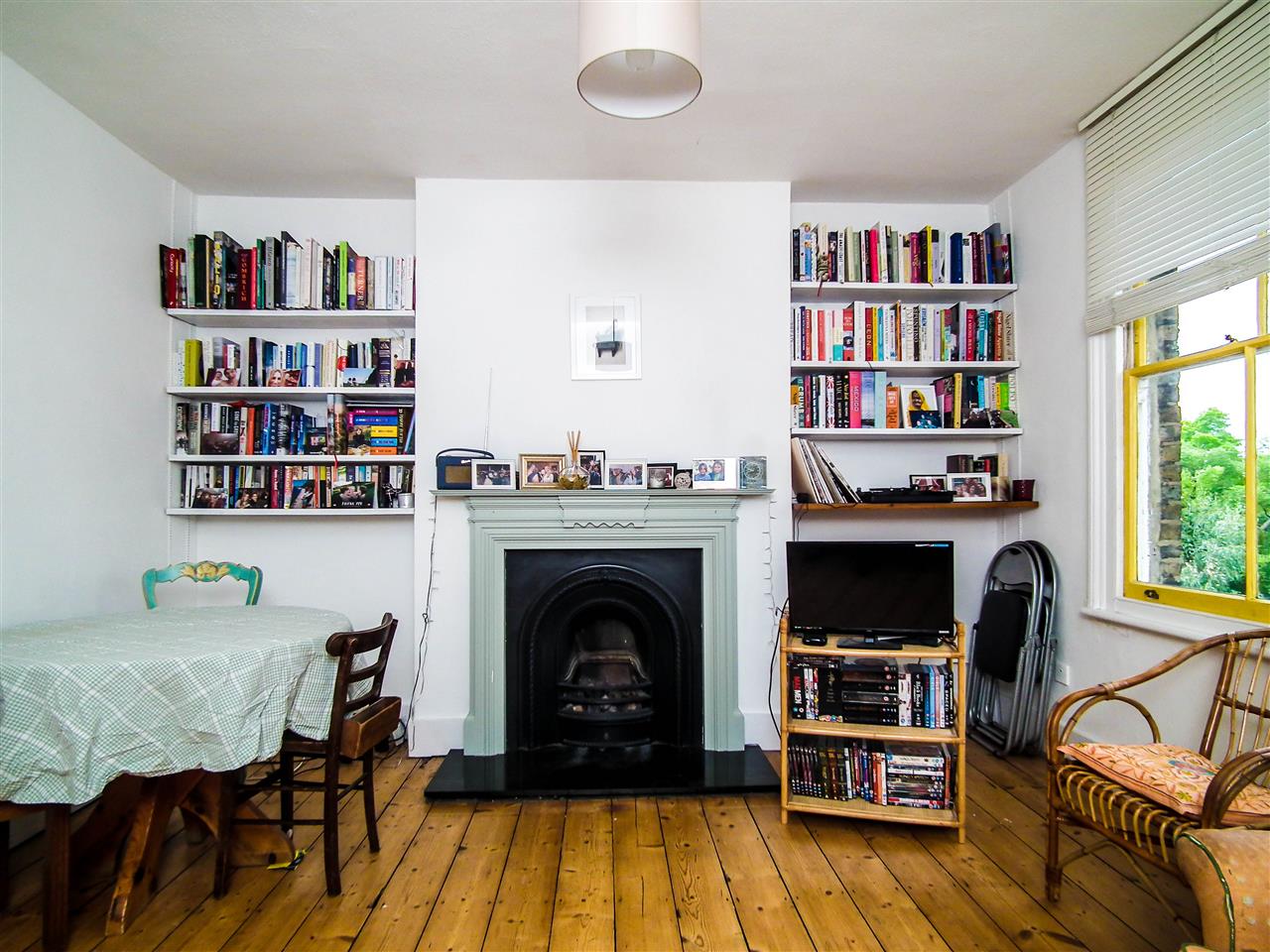 2 bed flat to rent in Mercers Road  - Property Image 2