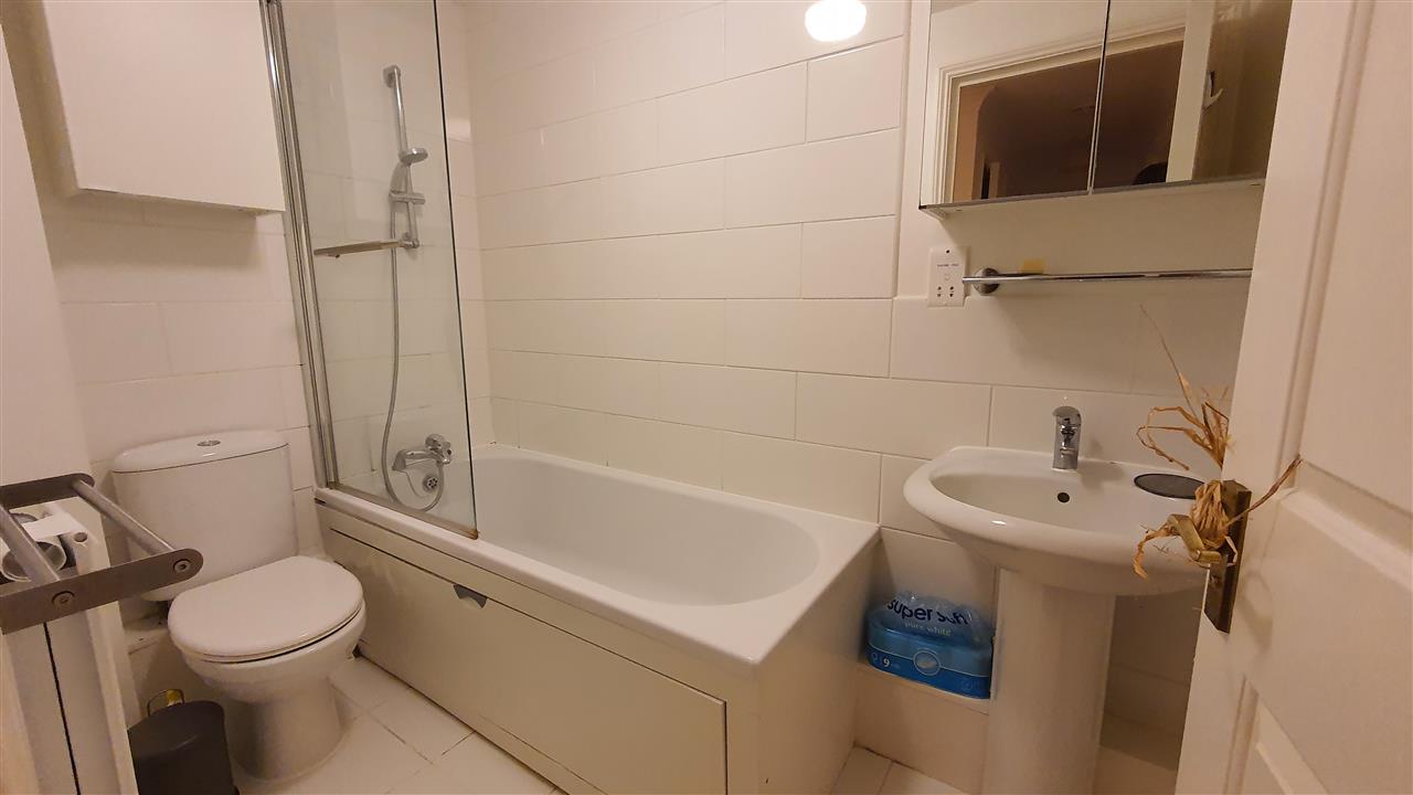 2 bed flat to rent in Goddard Place  - Property Image 7