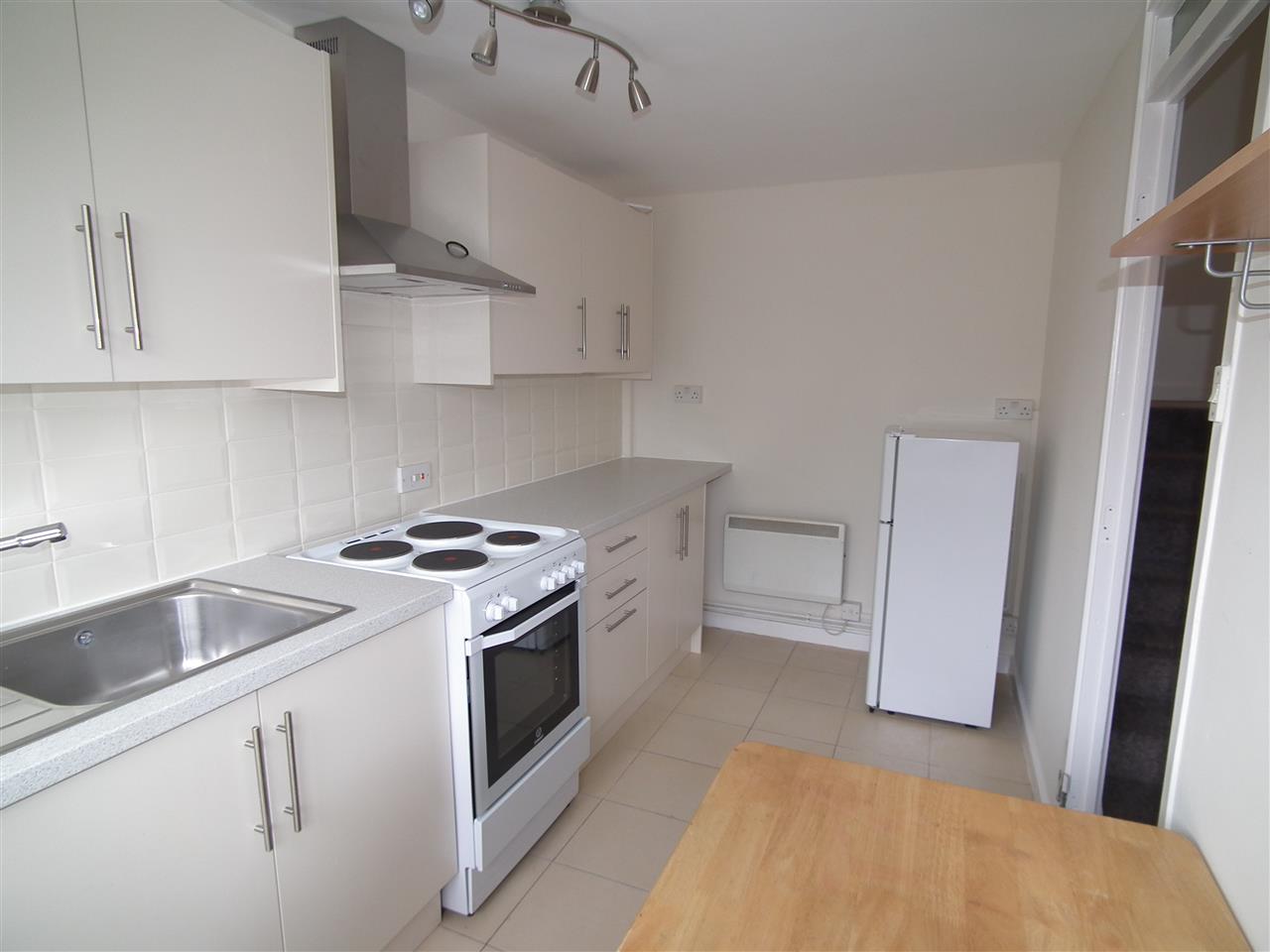 2 bed flat to rent in Crayford Road  - Property Image 4