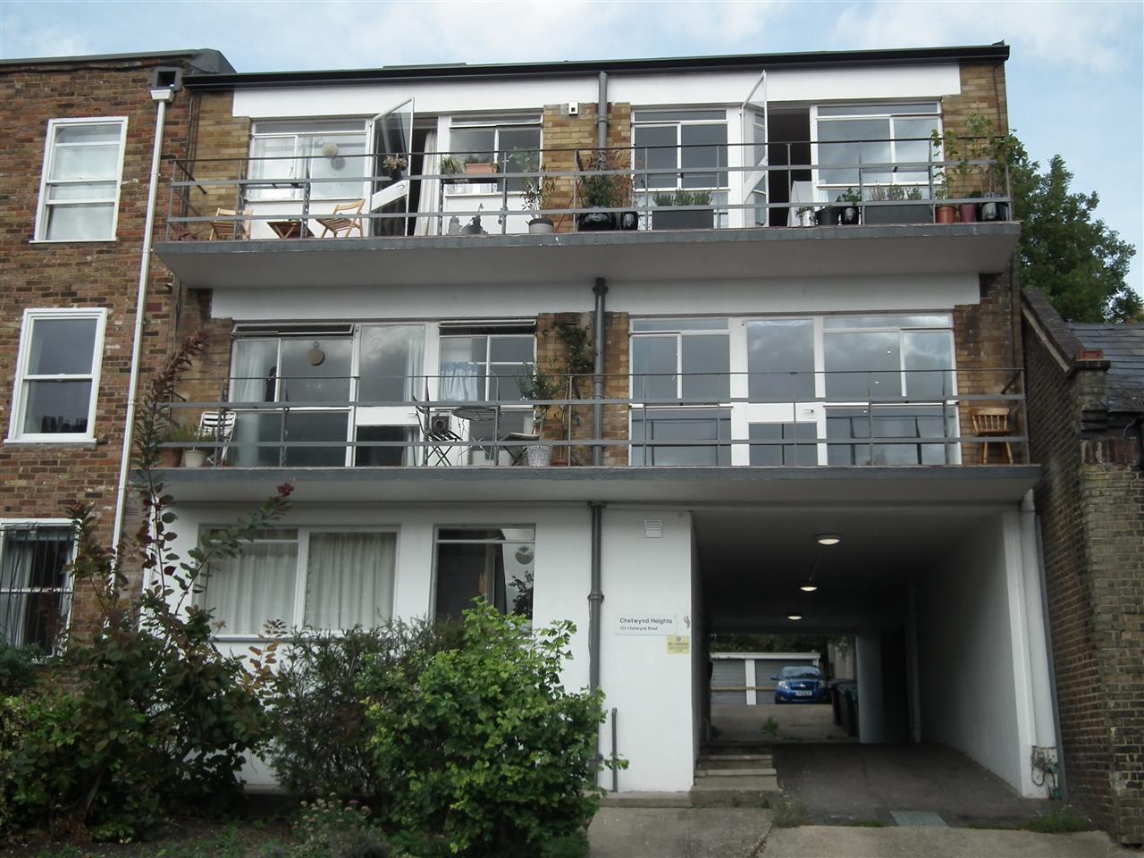 1 bed flat to rent in Chetwynd Road 6