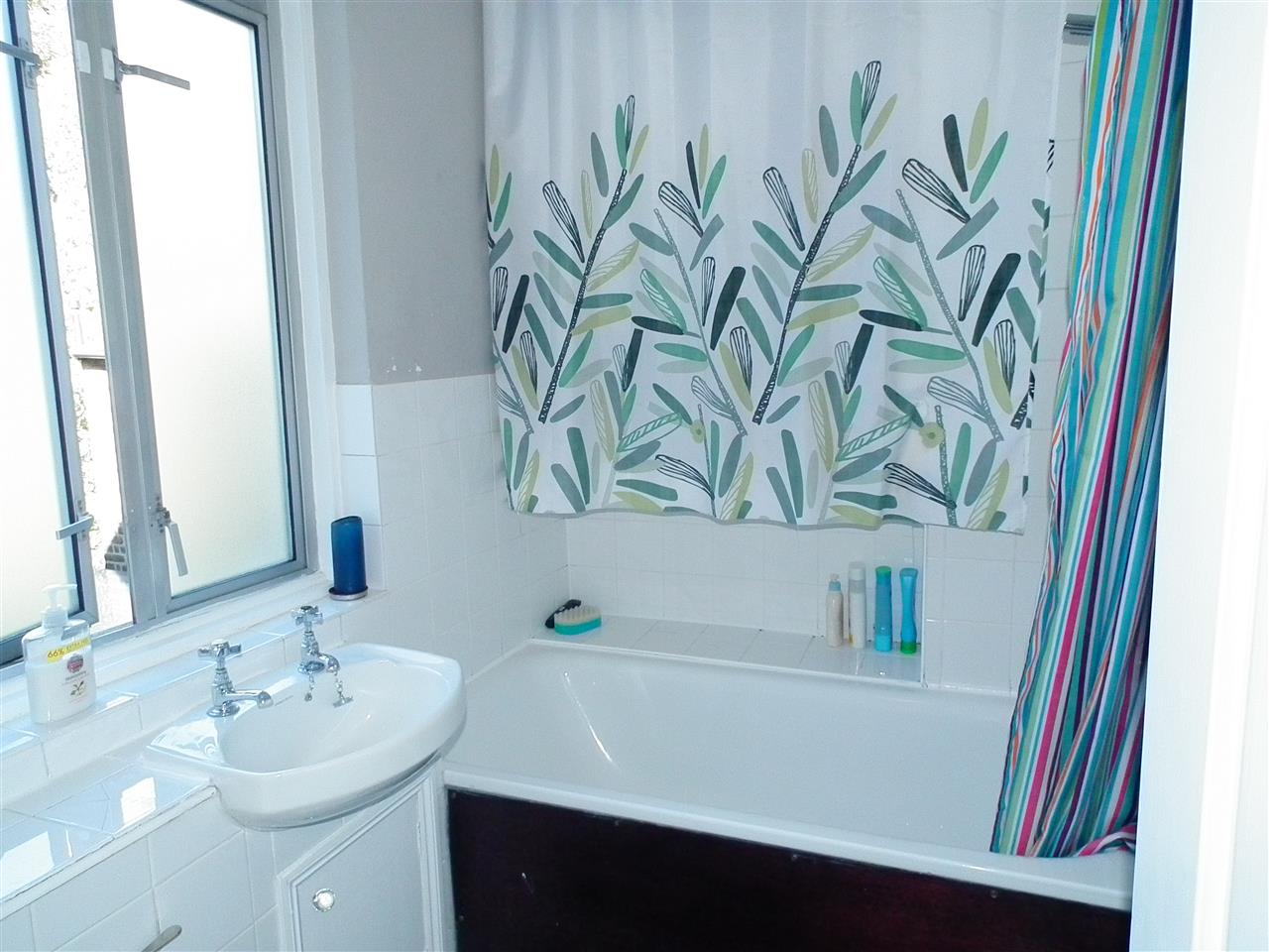 1 bed flat to rent in Chetwynd Road  - Property Image 4