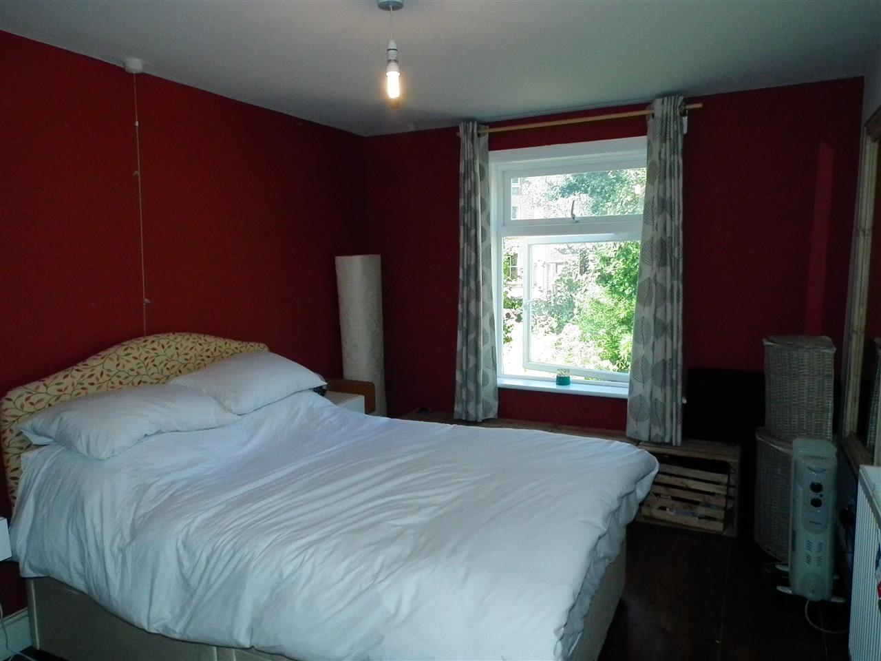 1 bed flat to rent in Chetwynd Road 6