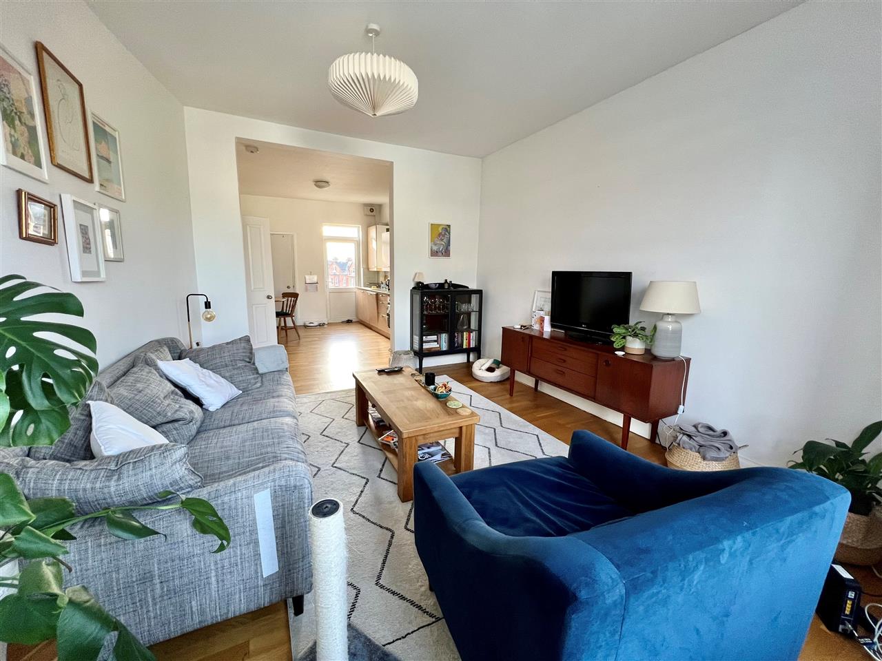 3 bed flat to rent in Chester Road 1