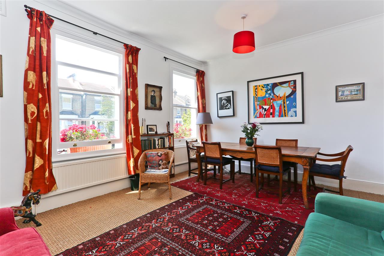 4 bed flat for sale in Huddleston Road  - Property Image 7