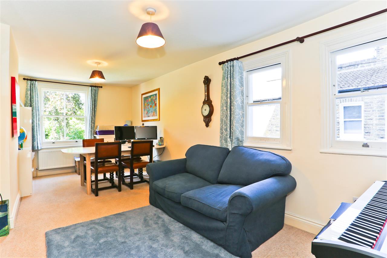 6 bed terraced house for sale in Mercers Road 6