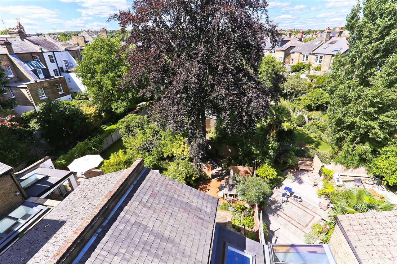 6 bed terraced house for sale in Mercers Road 14