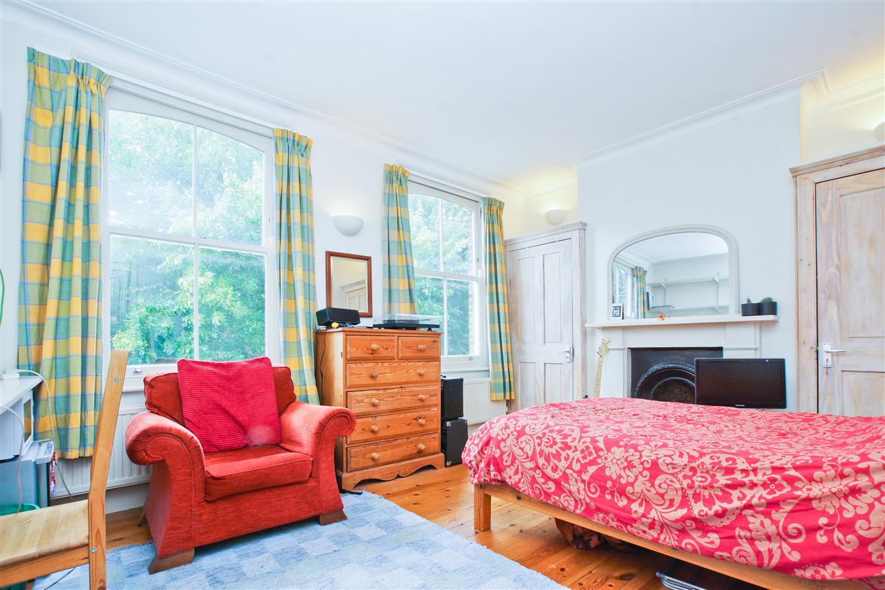 4 bed terraced house for sale in Hatchard Road  - Property Image 6