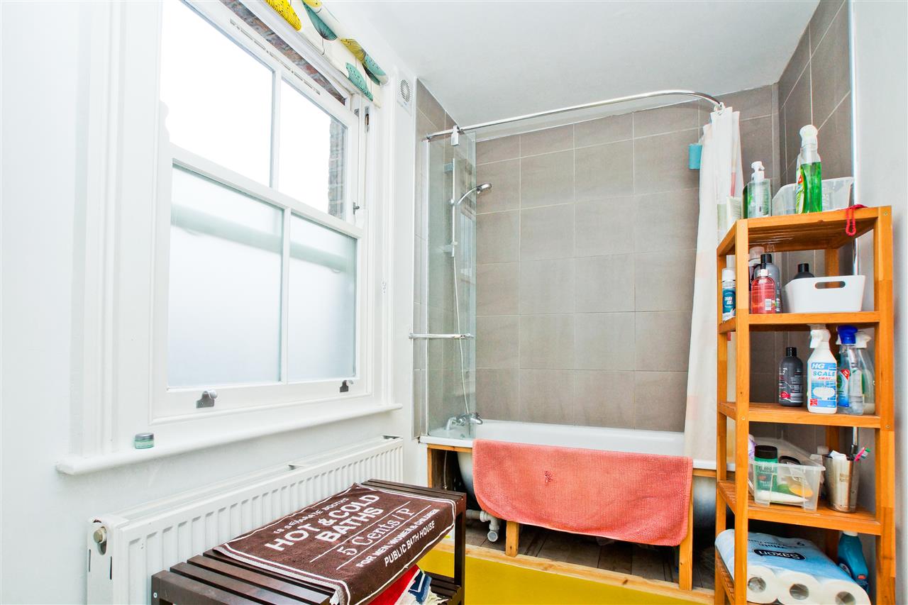 4 bed terraced house for sale in Hatchard Road 12