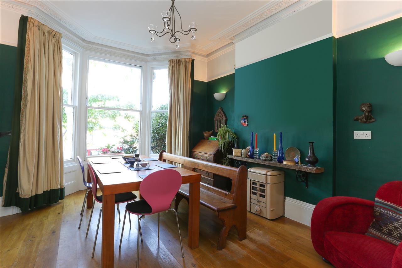 5 bed end of terrace house for sale in Archibald Road  - Property Image 3