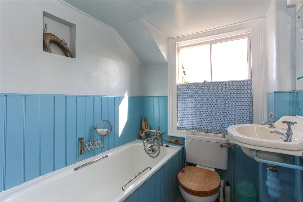 5 bed end of terrace house for sale in Archibald Road 15