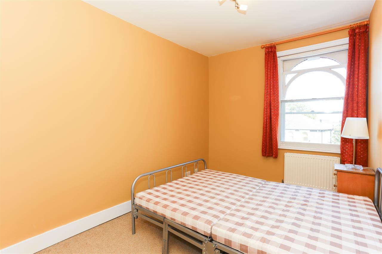 6 bed terraced house for sale in Brecknock Road 15