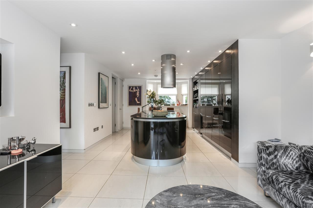 5 bed terraced house for sale in St George's Avenue  - Property Image 7