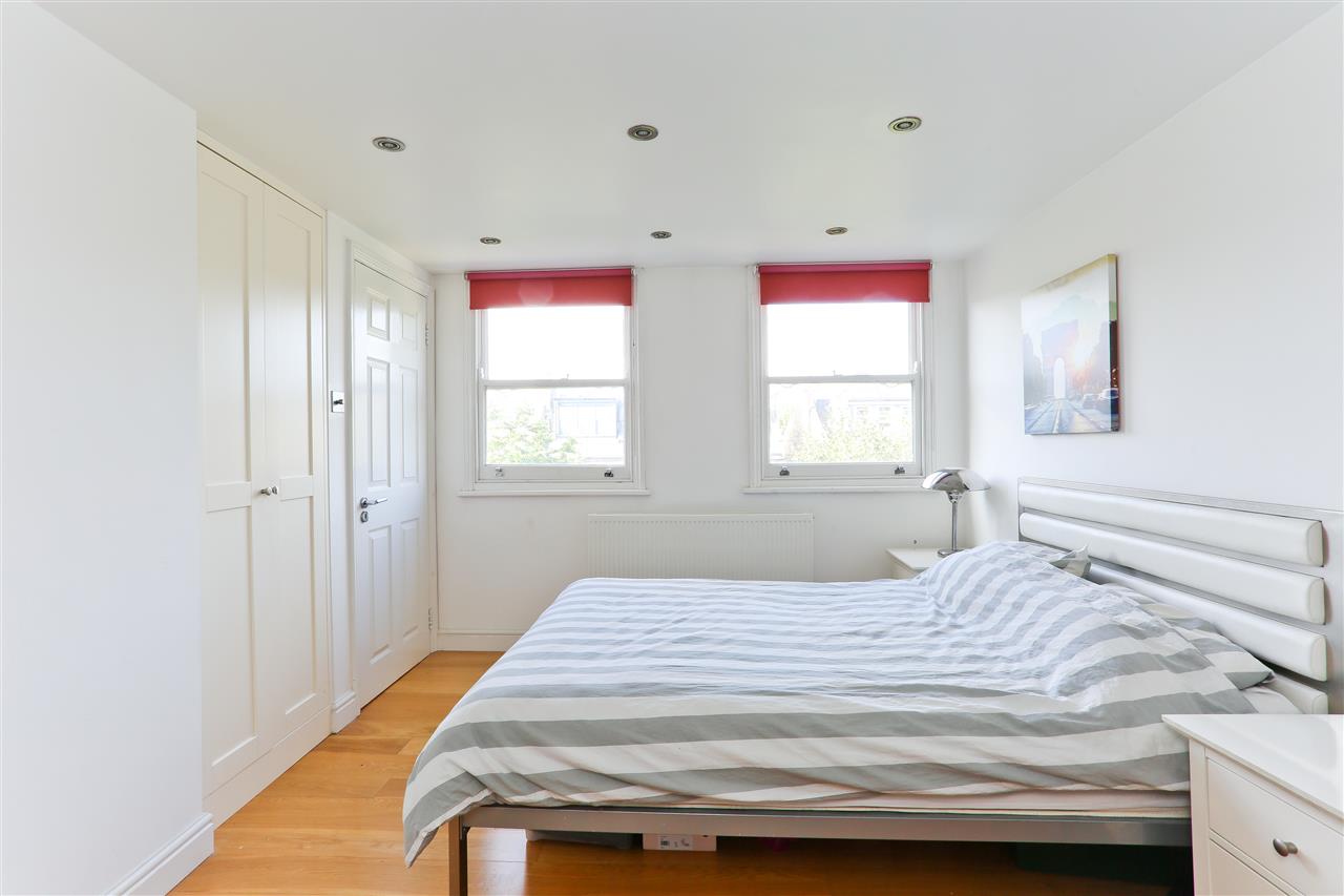 4 bed for sale in Corinne Road  - Property Image 9