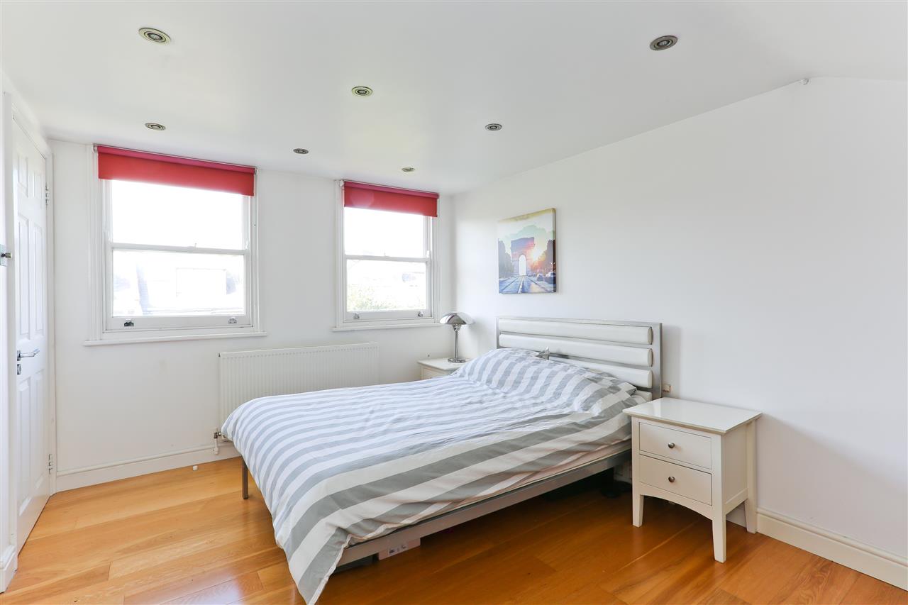 4 bed for sale in Corinne Road  - Property Image 11