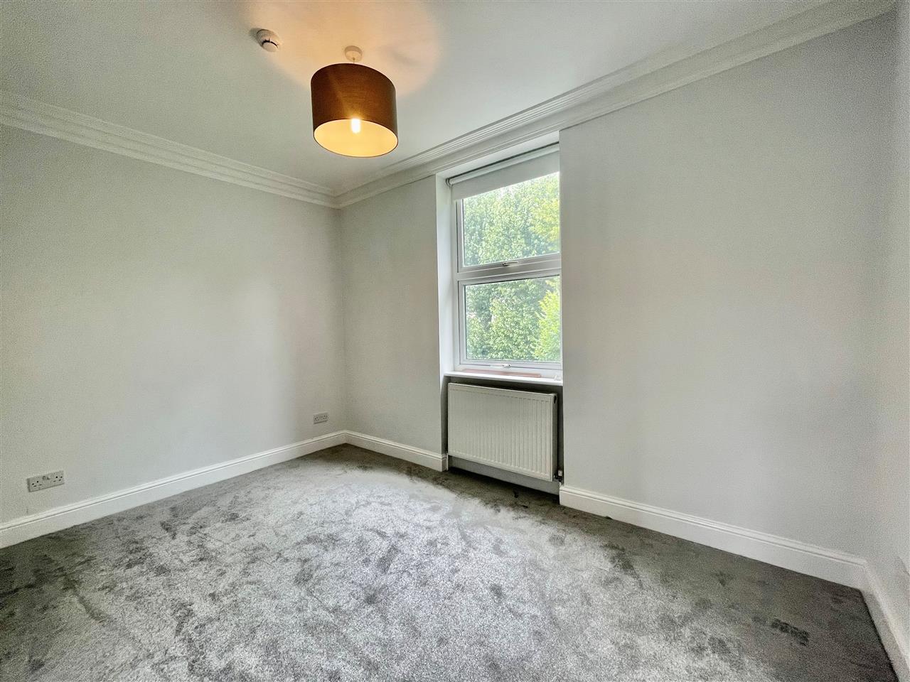 1 bed flat to rent in Fortess Road 1