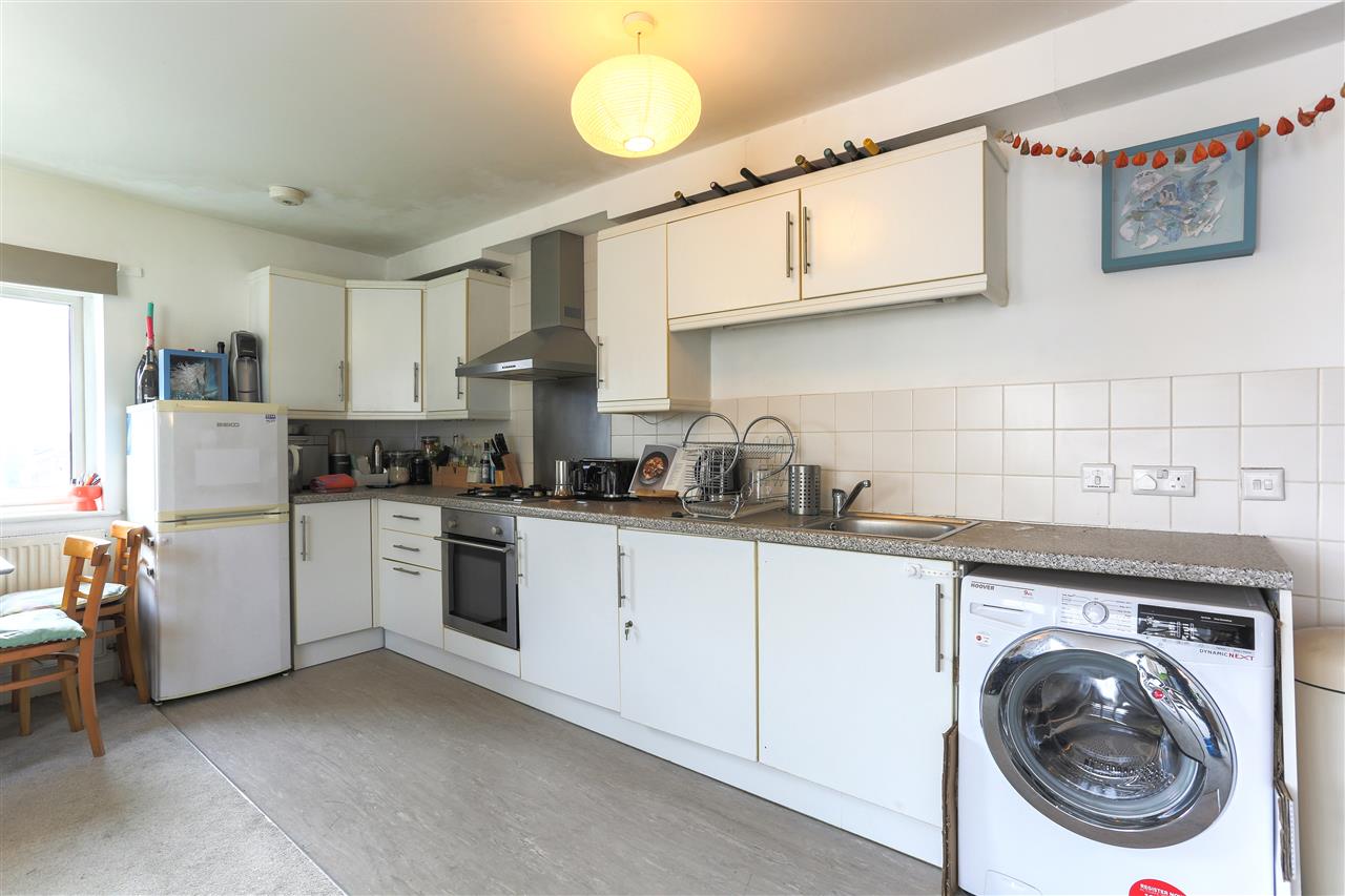 1 bed flat for sale in Marlborough Road 3