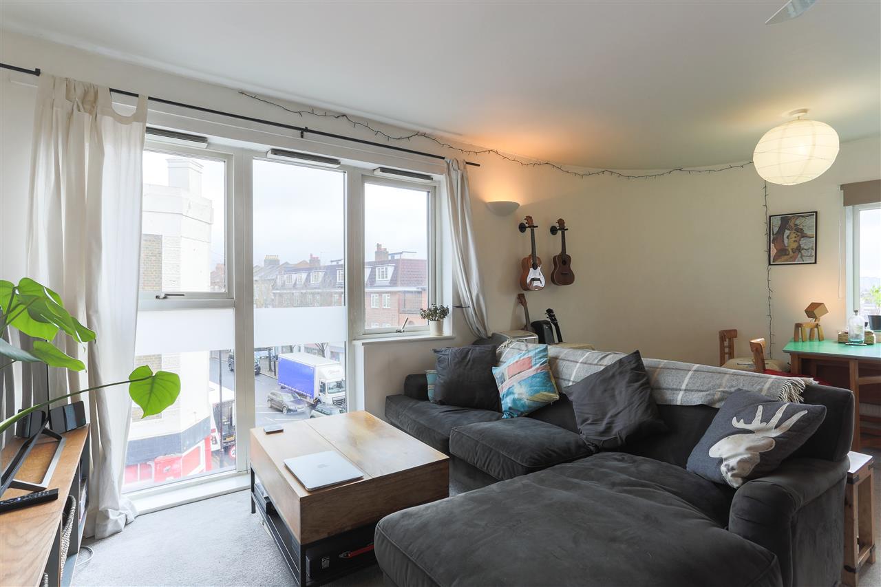 1 bed flat for sale in Marlborough Road  - Property Image 12