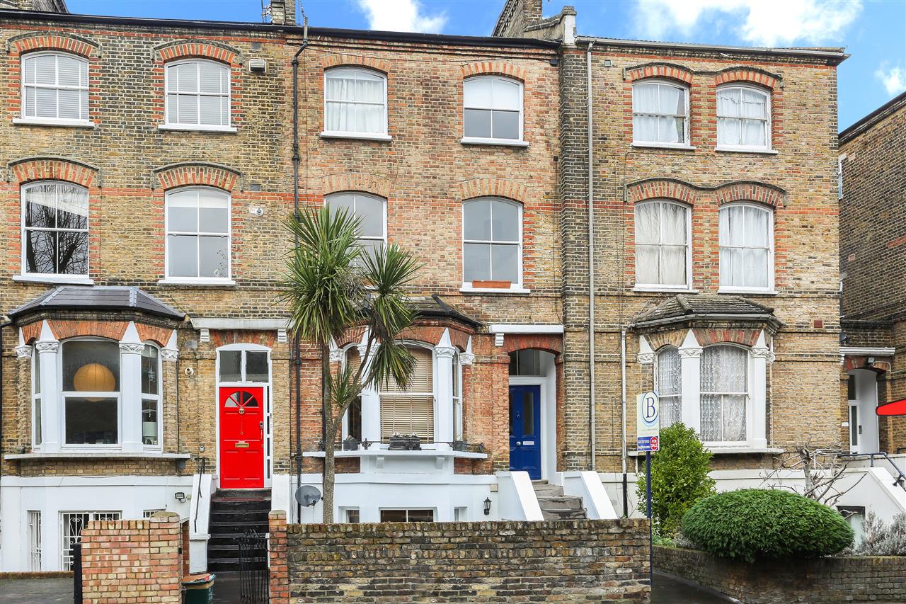 2 bed flat for sale in Tufnell Park Road 2