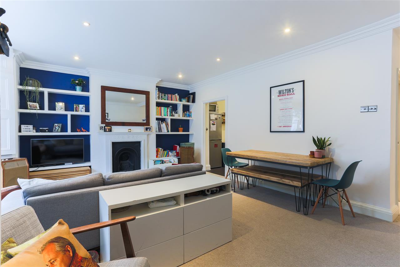2 bed flat for sale in Tufnell Park Road  - Property Image 10