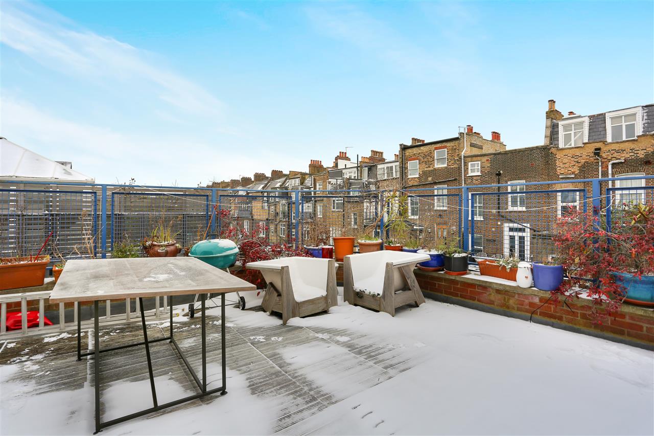 3 bed mews house for sale  - Property Image 9