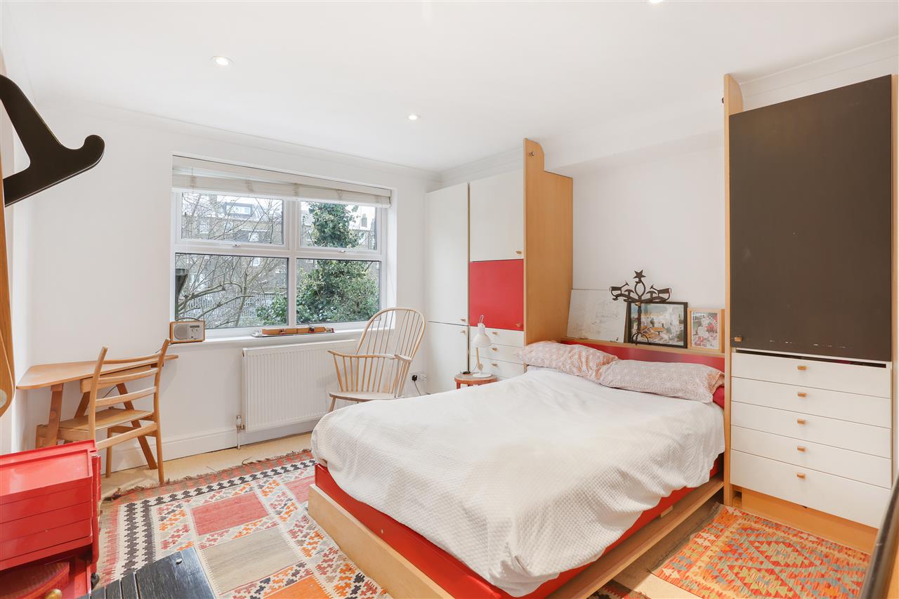 3 bed mews house for sale  - Property Image 11