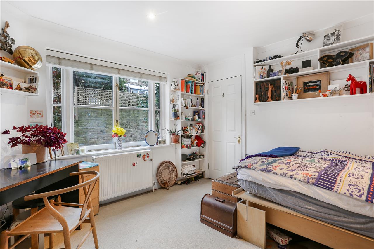 3 bed mews house for sale  - Property Image 15