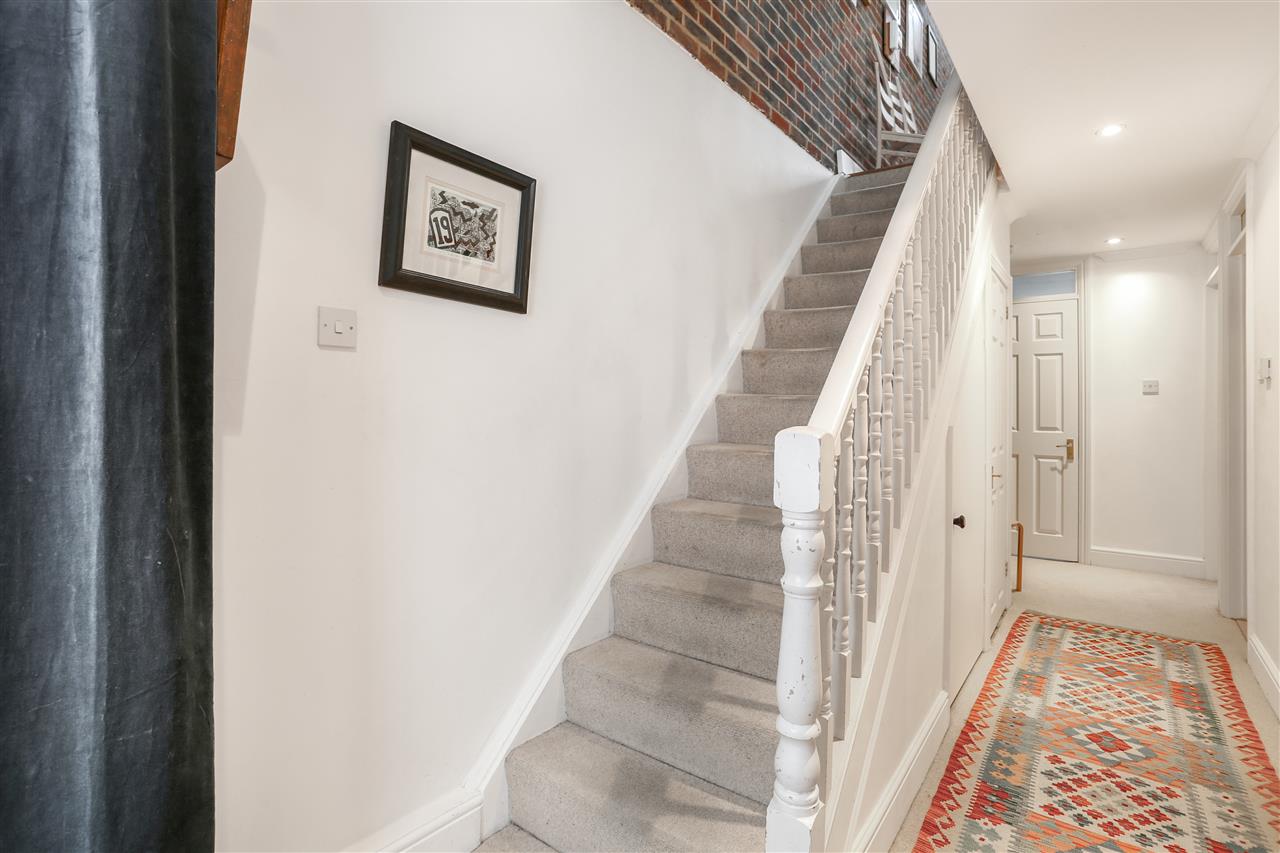 3 bed mews house for sale 16