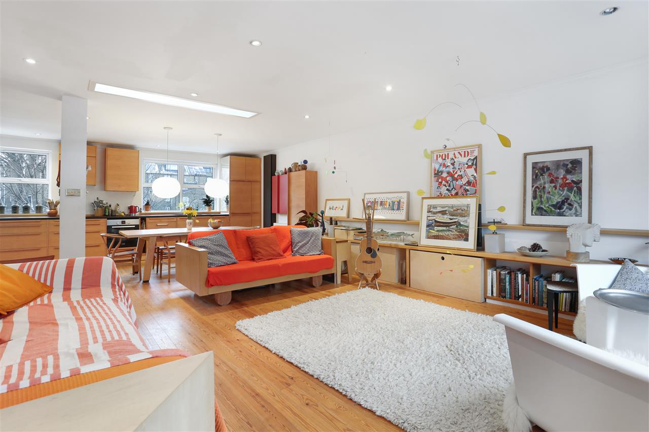 3 bed mews house for sale 17