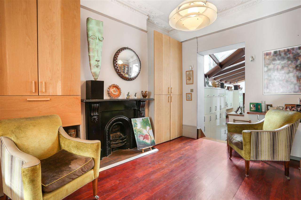 6 bed terraced house for sale in Mercers Road 7