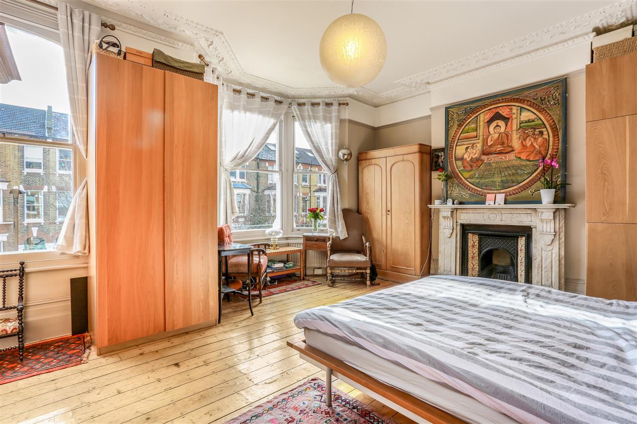 6 bed terraced house for sale in Mercers Road 8