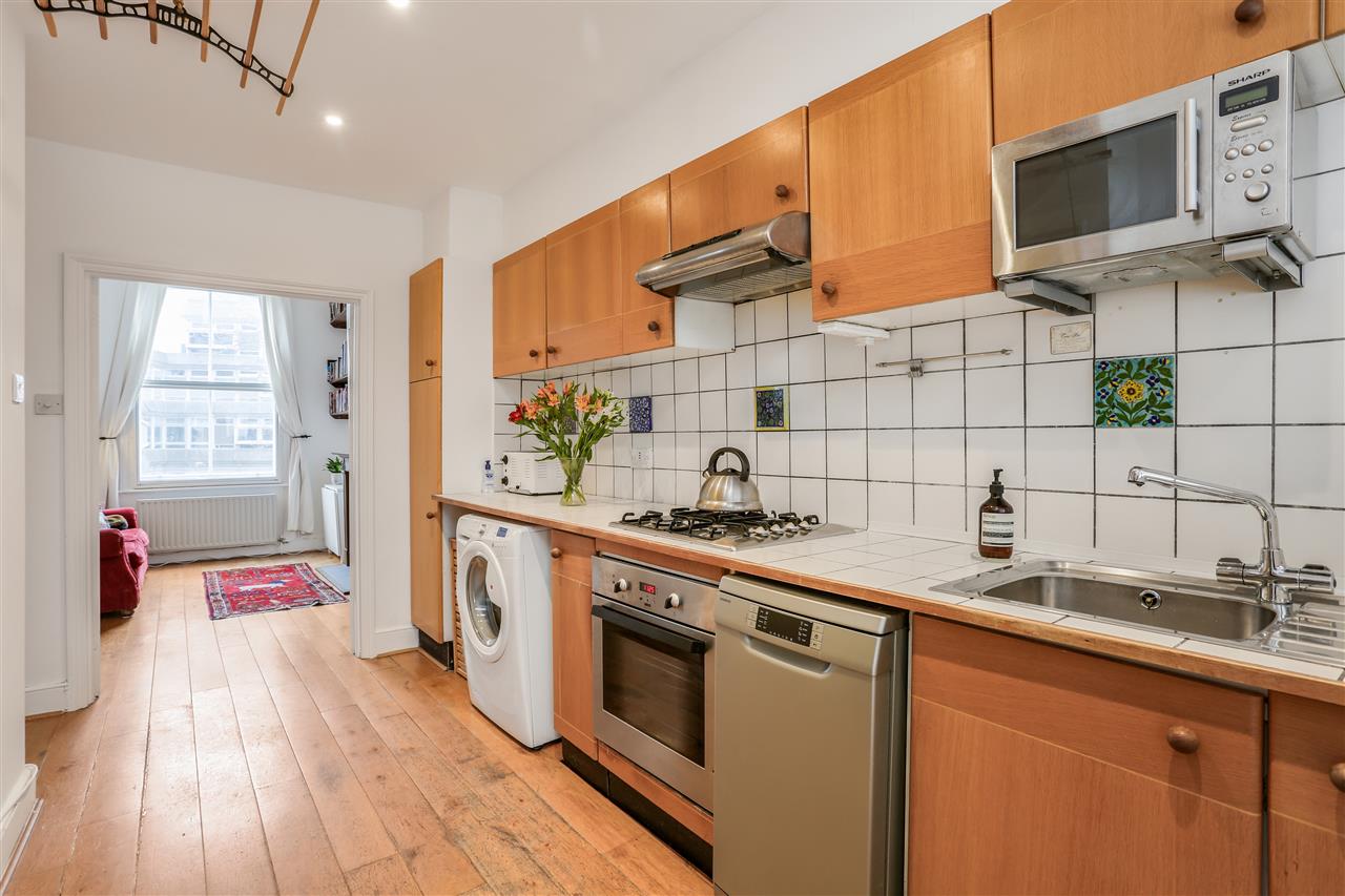 2 bed flat for sale in Dartmouth Park Hill  - Property Image 2