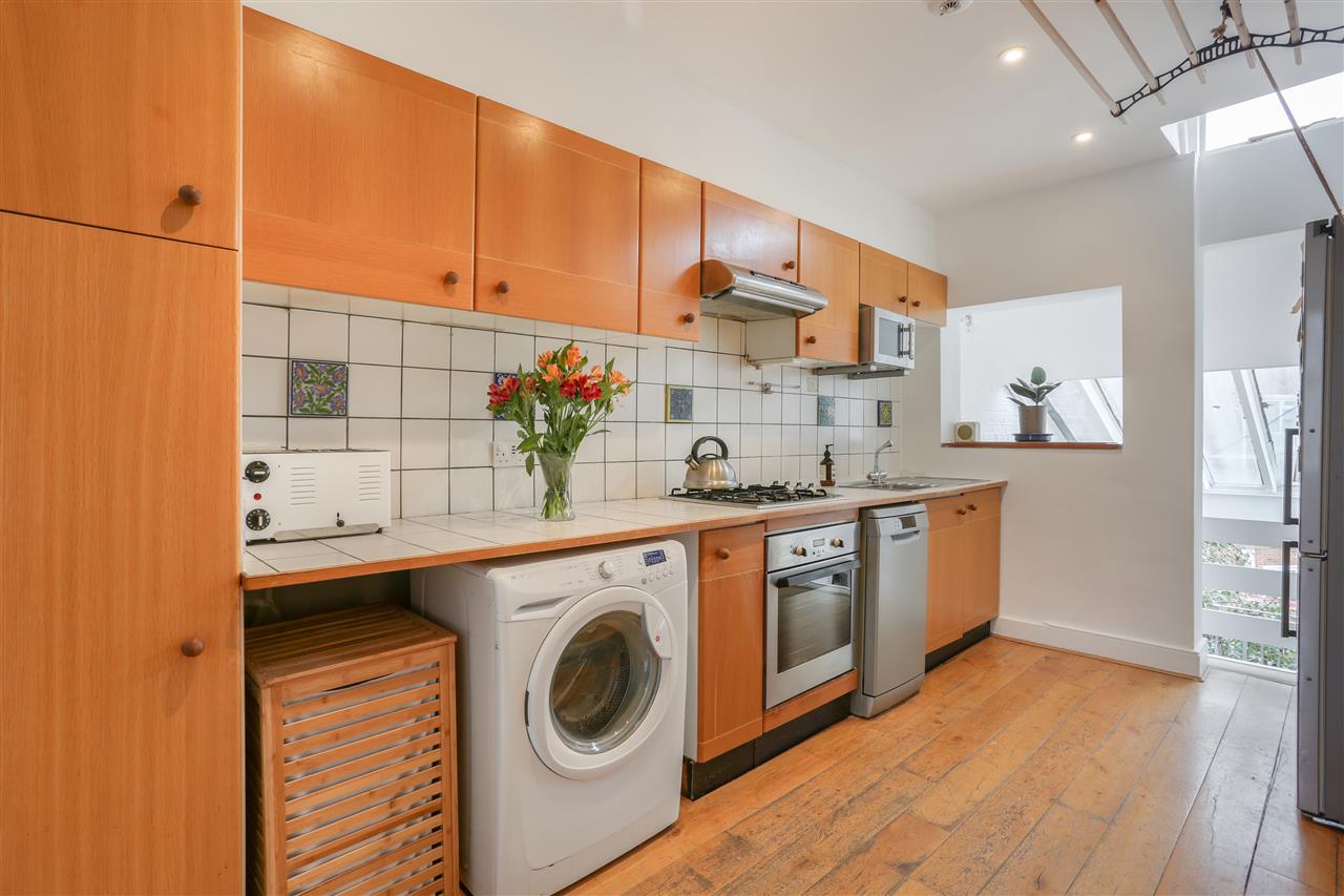 2 bed flat for sale in Dartmouth Park Hill  - Property Image 9