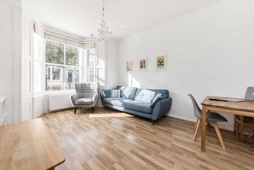2 bed flat to rent  - Property Image 8