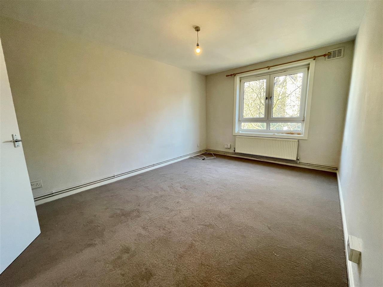 1 bed flat to rent in Hilldrop Crescent 2