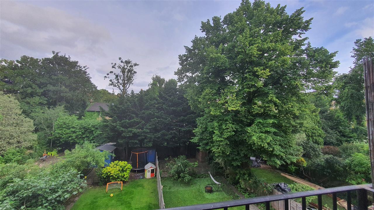 2 bed flat to rent in Anson Road  - Property Image 9