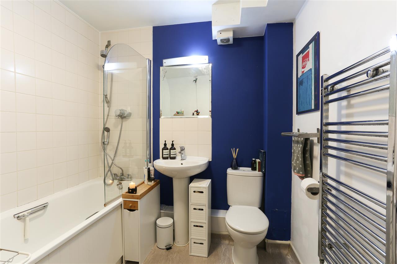 1 bed flat to rent in Marlborough Road 9